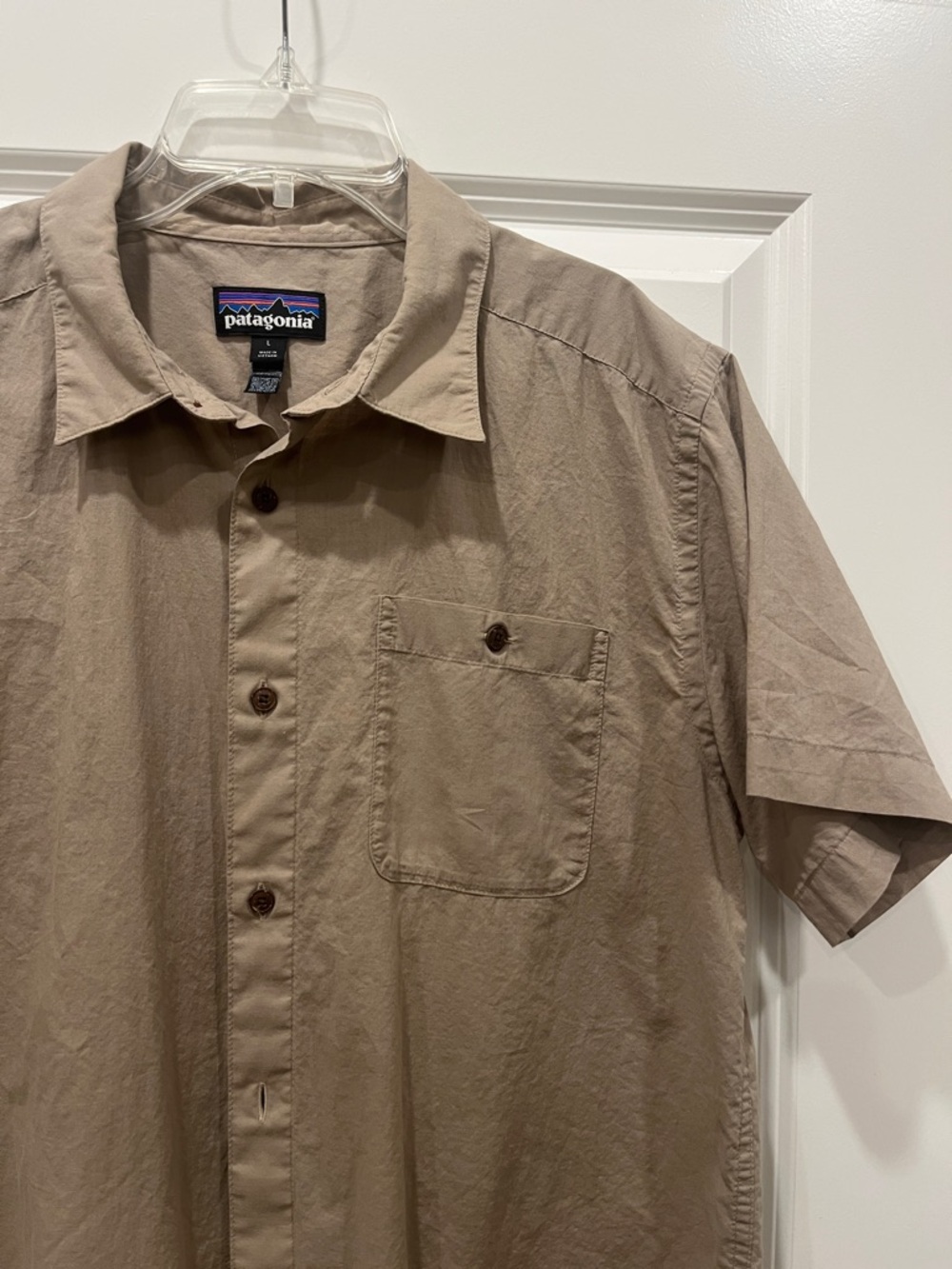 Patagonia men’s sunrise stream shirt - large